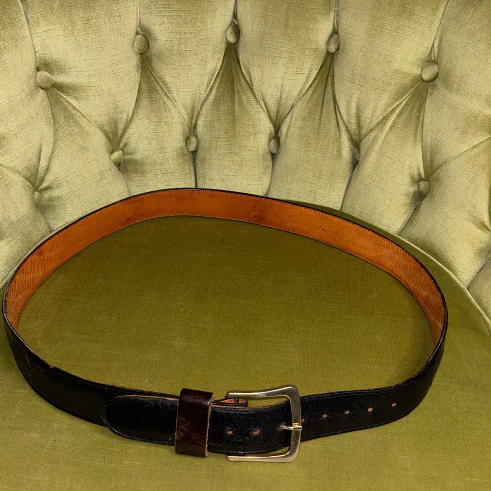 Lucchese Black Leather Belt with Gold Single Prong Buckle Retro Size 42 - Picture 8 of 8